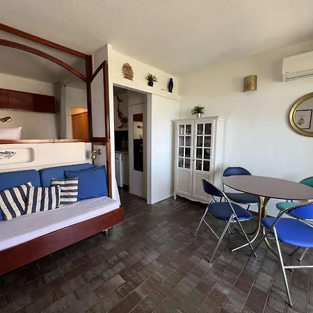 Hyecau Pour 4 Personnes Avec Vue Sur Le Port D'hyeres Apartment Hyeres