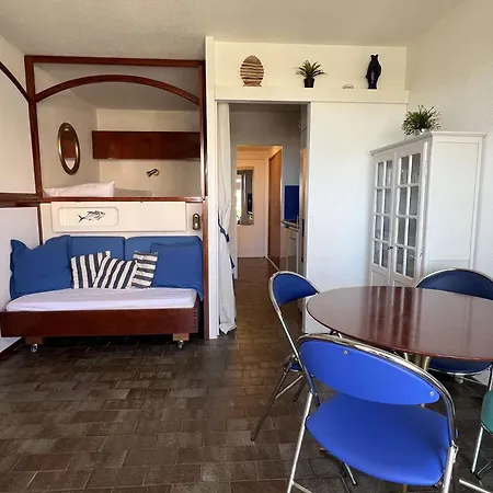 Hyecau Pour 4 Personnes Avec Vue Sur Le Port D'hyeres アパート *